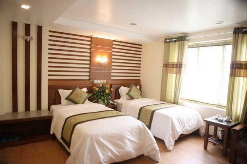 Prince Hanoi Hotel Exterior photo