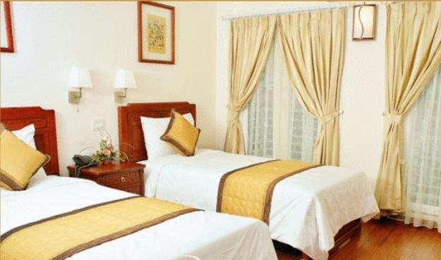 Prince Hanoi Hotel Exterior photo